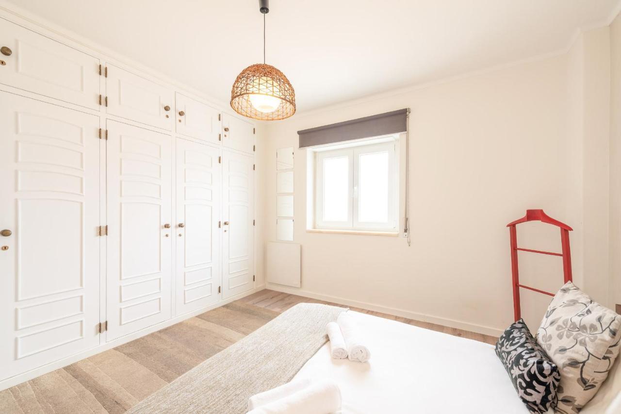 Guestready - Minimalist Downtown Apt With Terrace Apartment Carcavelos  Bagian luar foto
